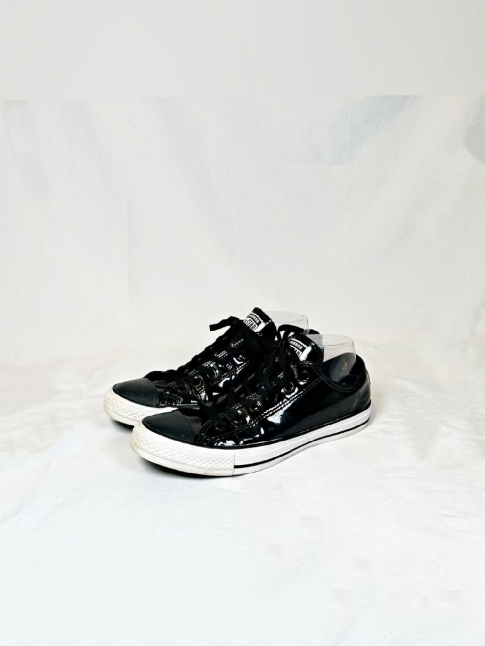 Converse All Star Chuck Taylor Black Patent Leather Low Top Sneakers~M-7/W-9~